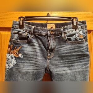 DRIFTWOOD Marilyn Classic Fit Floral Embroidered Skinny Blue Jeans, 28